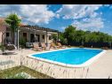 Prázdninový dům/vila Pax - with pool: H(4+2) Marina - Riviera Trogir  - Chorvatsko  - bazén