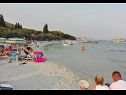 Apartmány Luka - pet friendly A1(4+2) Seget Donji - Riviera Trogir  - pláž