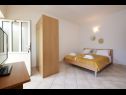 Apartmány Mare - 30 m from pebble beach: SA1(2), SA2(2), A3(4), A4(4), A5(8) Seget Vranjica - Riviera Trogir  - Studio apartmán - SA1(2): interiér