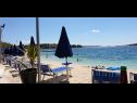 Apartmány Ante - 50 M from the sea : A1(5), A2(8) Seget Vranjica - Riviera Trogir  - pláž
