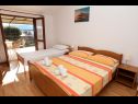 Apartmány Ante - 50 M from the sea : A1(5), A2(8) Seget Vranjica - Riviera Trogir  - Apartmán - A1(5): ložnice