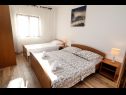 Apartmány Ante - 50 M from the sea : A1(5), A2(8) Seget Vranjica - Riviera Trogir  - Apartmán - A1(5): ložnice