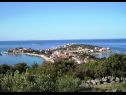 Apartmány Tih - 20 m from sea: A1 Ruzmarin(2+2), A2 Maslina(2+2) Sevid - Riviera Trogir  - vegetace (dům a okolí)