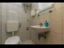Apartmány Mil - 80m from the sea A1(4+1), A2(2) Sevid - Riviera Trogir  - Apartmán - A1(4+1): koupelna s WC