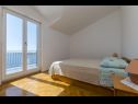 Apartmány Mil - 80m from the sea A1(4+1), A2(2) Sevid - Riviera Trogir  - Apartmán - A1(4+1): ložnice