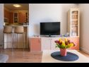 Apartmány Maša - modern sea view apartment: A1(4+1) Trogir - Riviera Trogir  - Apartmán - A1(4+1): obývák