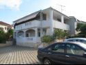 Apartmány Davorka - 50m from the sea A1(2+2), A2(2+2) Trogir - Riviera Trogir  - dům