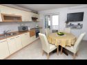 Apartmány Davorka - 50m from the sea A1(2+2), A2(2+2) Trogir - Riviera Trogir  - Apartmán - A1(2+2): kuchyně a jídelna