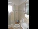 Apartmány Marija - 10m from beach: A1(4+1), A2(6), A3(6+2) Trogir - Riviera Trogir  - Apartmán - A2(6): koupelna s WC
