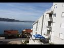 Apartmány Marin2- near beach: A3(4+2) Trogir - Riviera Trogir  - dům