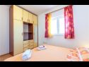 Apartmány Mare - comfortable apartment : A1(5), A2(5) Trogir - Riviera Trogir  - Apartmán - A1(5): ložnice