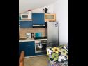 Apartmány Mare - near city center A1 (4+1), A2 (2+1), A3 (2+1) Trogir - Riviera Trogir  - Apartmán - A3 (2+1): kuchyně