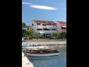 Apartmány Ana- next to the sea A1(2+2), A2(2+3), A3(2+2), A4(2+3) Bibinje - Riviera Zadar  - dům