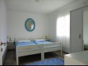Apartmány Petar - 30 m from sandy beach: A1(6+1), A2(4), SA3(2) Nin - Riviera Zadar  - Apartmán - A2(4): ložnice
