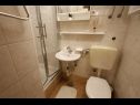 Apartmány Oasis A1(4+2), A2(2+2), A3(2+2) Nin - Riviera Zadar  - Apartmán - A2(2+2): koupelna s WC