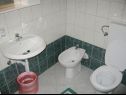 Apartmány Kuzma - afordable A1(2+2), A2(3), SA3(2) Nin - Riviera Zadar  - Apartmán - A1(2+2): koupelna s WC