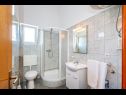 Apartmány Ivan - modern & close to center: A1(4), A2(2+2) Nin - Riviera Zadar  - Apartmán - A2(2+2): koupelna s WC