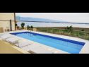 Apartmány Dragi - with pool: A2(4), A3(4), A4(4), A6(2) Nin - Riviera Zadar  - dům