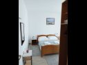 Apartmány Slava - private parking: A1(6+1) Nin - Riviera Zadar  - Apartmán - A1(6+1): ložnice