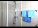 Apartmány Mari - 100 m from beach: A1(4), A2(4) Petrčane - Riviera Zadar  - Apartmán - A1(4): koupelna s WC