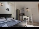 Apartmány Kike - 60 meters from the beach: A1(4+1), A2(4+1), A3(4+1), SA1(2) Petrčane - Riviera Zadar  - Studio apartmán - SA1(2): ložnice