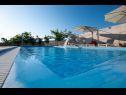 Apartmány Armitage - family friendly: A1(4), A2(4+1), A3(2+1), A4(2+1), A5(2+1) Privlaka - Riviera Zadar  - bazén