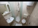 Apartmány Armitage - family friendly: A1(4), A2(4+1), A3(2+1), A4(2+1), A5(2+1) Privlaka - Riviera Zadar  - Apartmán - A2(4+1): koupelna s WC
