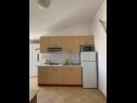Apartmány Draga - comfortable & afordable: A1(2+2), A2(6), A3(2+2) Vir - Riviera Zadar  - Apartmán - A3(2+2): kuchyně