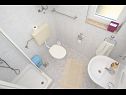 Apartmány Mladen - family friendly & amazing location: A1(5), A2(2), A3(3+1) Vrsi - Riviera Zadar  - Apartmán - A3(3+1): koupelna s WC
