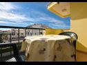 Apartmány Dome - 150m from sea: A22(2), A32(2), A33(2) Zadar - Riviera Zadar  - Apartmán - A33(2): balkón