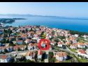 Apartmány Ivan Z2 - 250 m from beach: A2(4) Zadar - Riviera Zadar  - dům