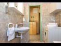 Apartmány Suza - relaxing & beautiful: A1(2+2), A2(4+2) Zadar - Riviera Zadar  - Apartmán - A2(4+2): koupelna s WC