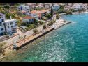 Apartmány Petin - 5m from the sea: A1(2+2), A2(2+2) Zadar - Riviera Zadar  - dům