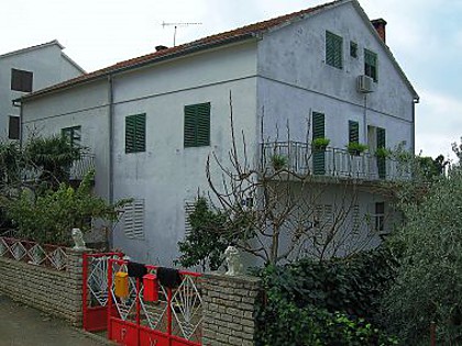 Apartmány Jadra - with terrace : A1(4+1) Biograd - Riviera Biograd 