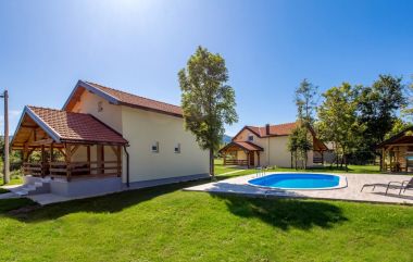  Blue house - outdoor pool: H(8+2) Plaški - Kontinentální Chorvatsko - Chorvatsko 