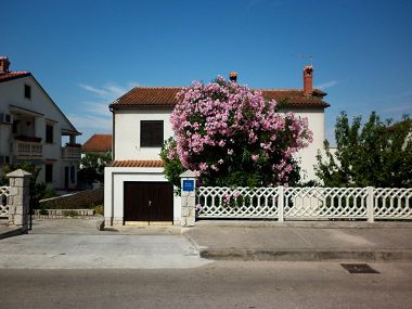 Apartmány Tonia - great location & afordable: A1(4+1), SA2(2) Mali Lošinj - Ostrov Lošinj 