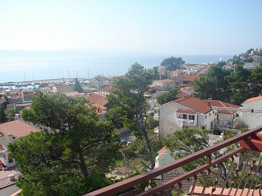 Apartmány a pokoje Roza - 200 m from sea : A1(5), A2(4+2), R1(2), R2(2) Baška Voda - Riviera Makarska 