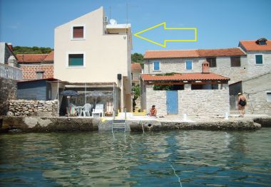 Apartmány Mirni - 5 m from sea: A1(2+1) Luka (Ostrov Prvić) - Riviera Šibenik 