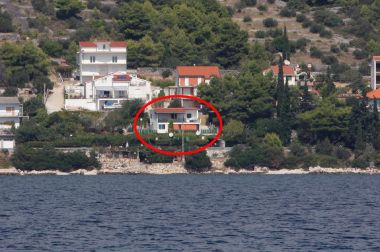 Apartmány Žeki - 20 m from the sea: A1(3), SA2 (2) Seget Vranjica - Riviera Trogir 