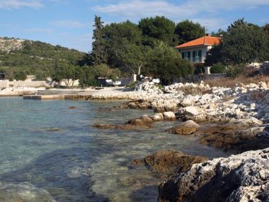 Apartmány Jak - 10m from the sea: A(4+2) Sevid - Riviera Trogir 