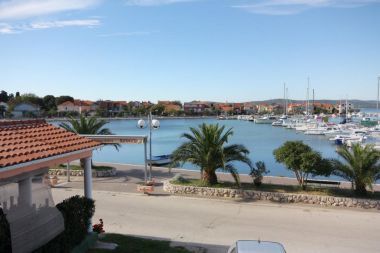 Apartmány Ana- next to the sea A1(2+2), A2(2+3), A3(2+2), A4(2+3) Bibinje - Riviera Zadar 