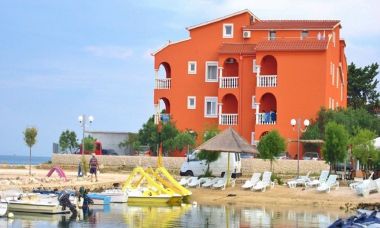 Apartmány Sor - on the beach: SA1(2+1), A1(4+1), A2(2+2), A3(2+2) Bibinje - Riviera Zadar 