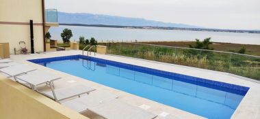 Apartmány Dragi - with pool: A2(4), A3(4), A4(4), A6(2) Nin - Riviera Zadar 