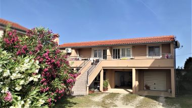Apartmány Remi - 300 m from sea: A1(4+2), A2(2+2), A3(2+2) Nin - Riviera Zadar 