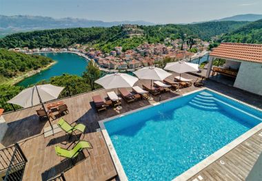 Apartmány Luce - pool and view: A1(6+2) Novigrad - Riviera Zadar 